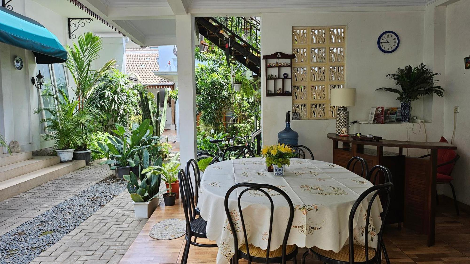 Surokarsan 9 House Yogyakarta Quarto foto