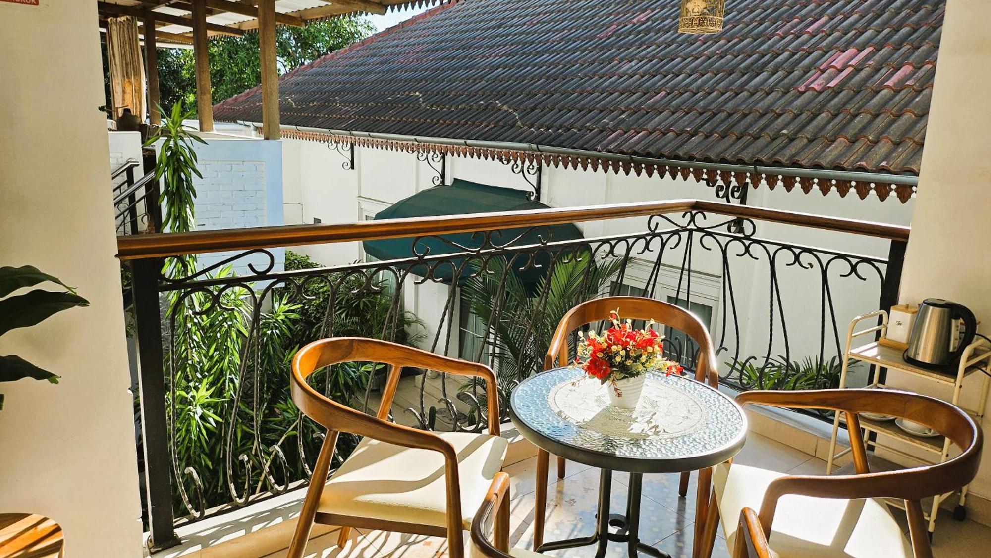 Surokarsan 9 House Yogyakarta Exterior foto