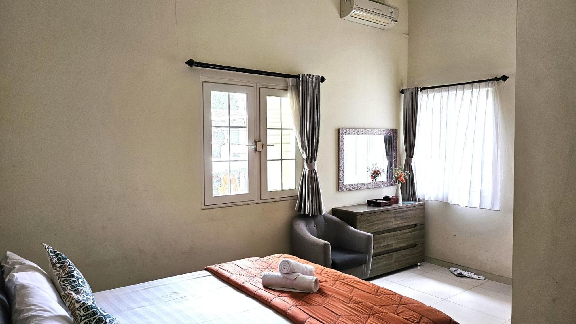 Surokarsan 9 House Yogyakarta Exterior foto