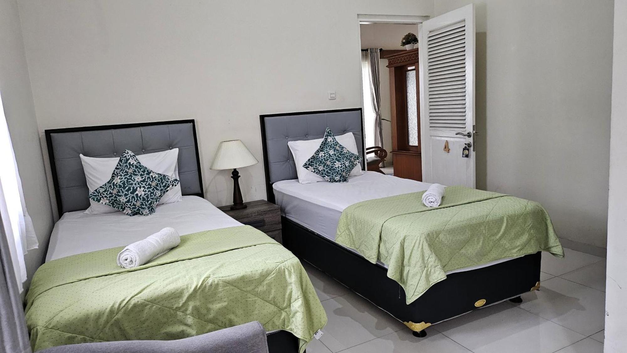 Surokarsan 9 House Yogyakarta Exterior foto
